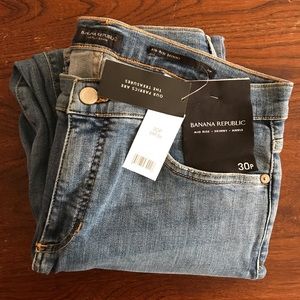 Banana Republic - Mid-Rise Skinny Ankle Jean